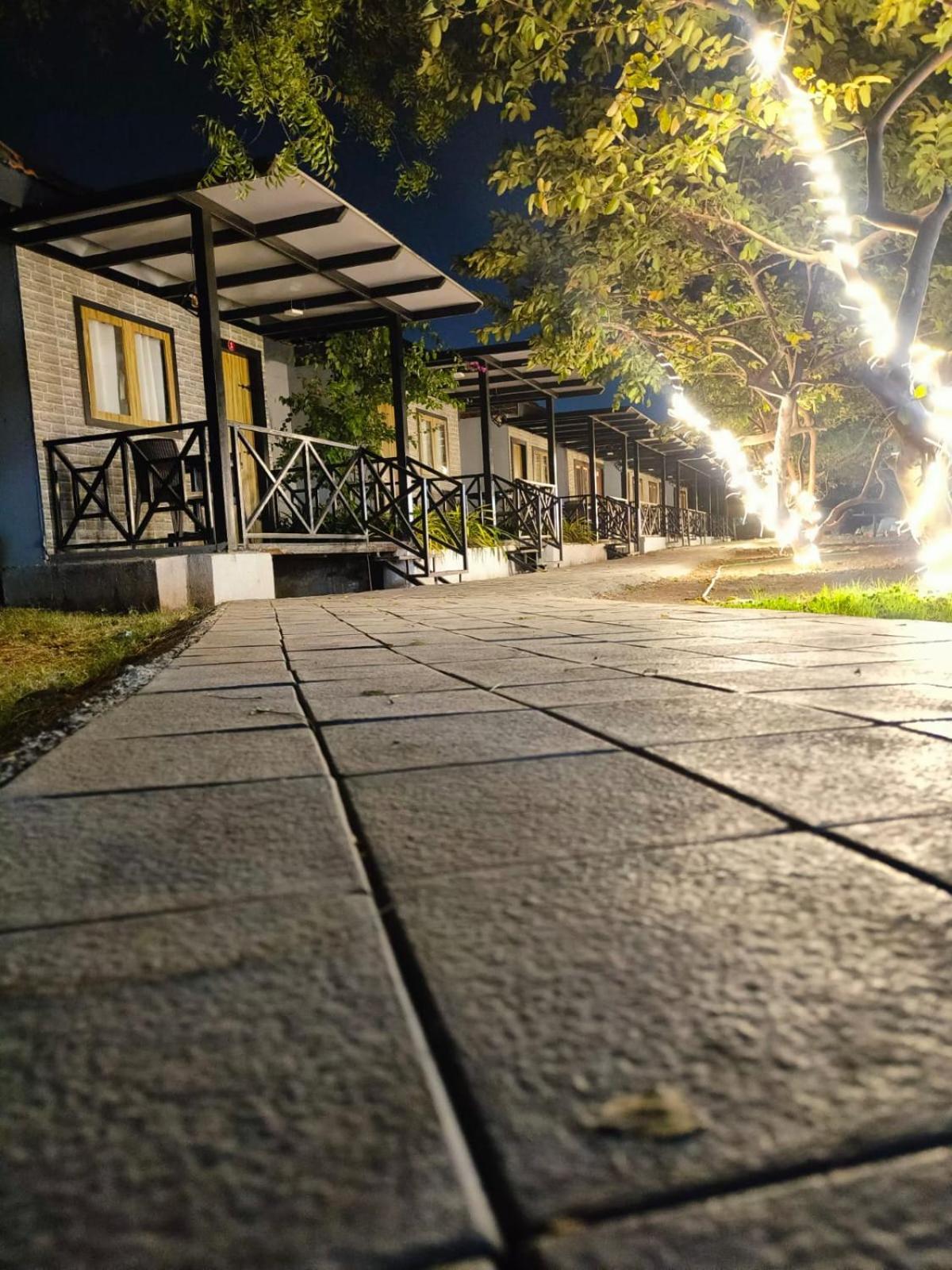 Agralam Cottages @Raghunandan Resort ناسيك المظهر الخارجي الصورة